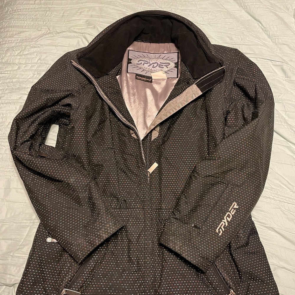 Spyder thinsulate ski jacket. Size 6.